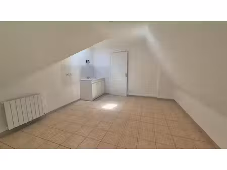 location appartement 1 pièce 27 m² à redon (35600)  500 €