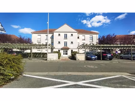 location appartement 3 pièces 62.8 m² à saint-jean-de-la-ruelle (45140)  671 €