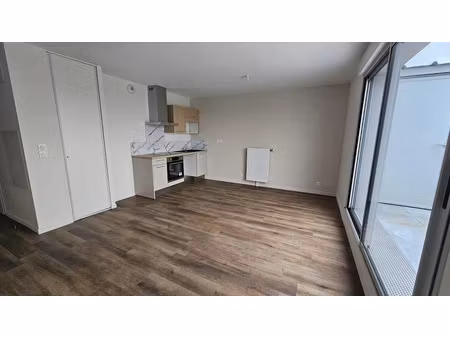 location appartement 2 pièces 46.8 m² à saran (45770)  645 €