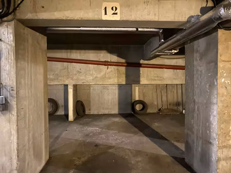 location garage 11 m² à paris 16 (75016)