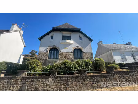 maison des années 30 à rénover à auray - 5 pièces  terrain 710 m²