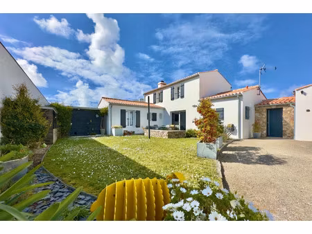 maison à vendre noirmoutier en l'ile 5 pièce(s) 132m2 569 000€