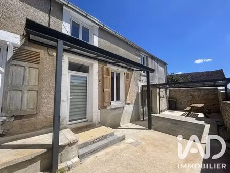 maison de village à poilly-sur-serein (89310)