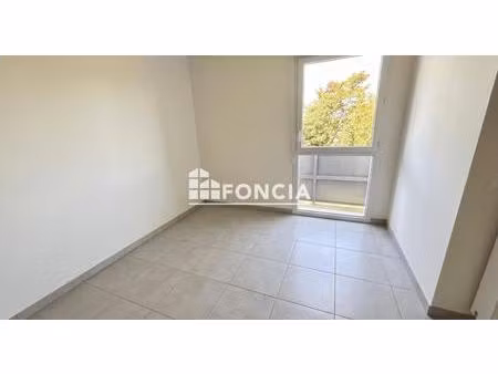t3 duplex de 69 m² – résidence calme et bien entretenue