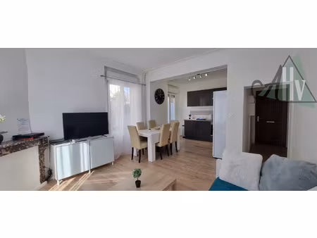 appartement rez-de-jardin - f3 - 66 m2 - hyper centre provin