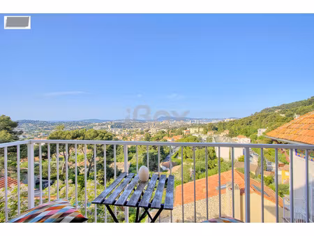 toulon faron dans résidence de prestige appartement avec vue