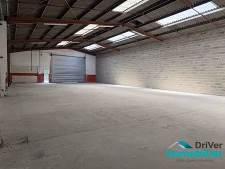 location locaux professionnels 0 pièces 402 m² à pavie (32550)  1 500 €