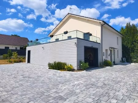 maison familiale  soignée  idéalement située
