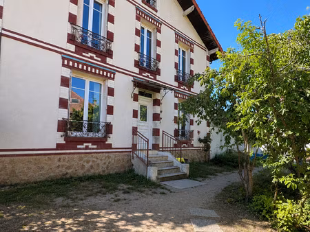 maison de charme avec jardin  proche du rer