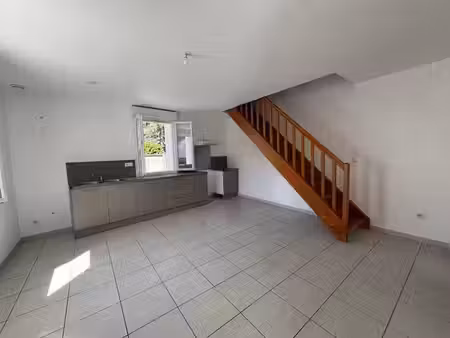 location duplex 2 pièces 48.01 m² à lesparre-médoc (33340)  598 €