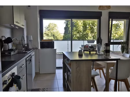 location appartement 3 pièces 65 m² à saint-jean-de-bournay (38440)  950 €