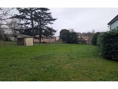 terrain à vendre