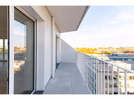 location appartement 4 pièces 93 m² à saint-denis (93200)  1 592 €