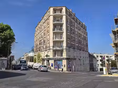 location meublée appartement 3 pièces 66.94 m² à issy-les-moulineaux (92130)  2 100 €