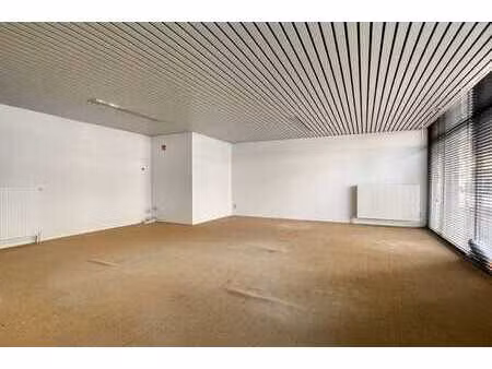 bureaux ou locaux commerciaux à vendre à zwevegem