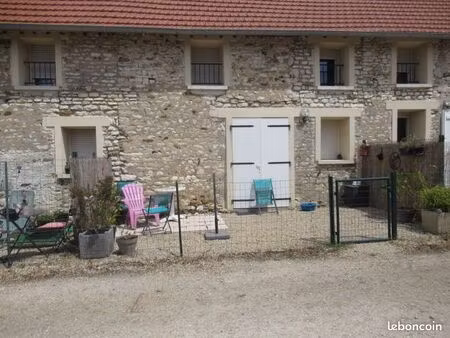 agréable appartement en duplex à deux pas de bréval