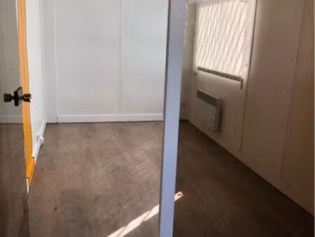 à louer box/pieces de stockage 10 m2