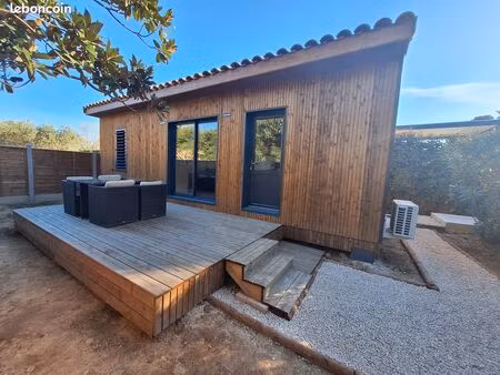 t2 meublé avec terrasse et jardin
