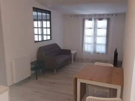 t2 meublé cucuron