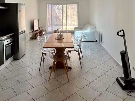 à louer – appartement f3 de 76 m² entièrement rénové – 670 /mois
