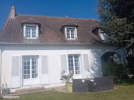 chambre à louer dans maison pour étudiant alternant apprenti