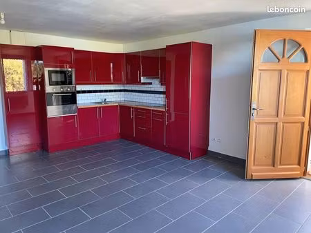 appartement t2 43m2 rabastens ■séjour  ■cuisine aménagée  ■wc indépendant  ■chambre avec p