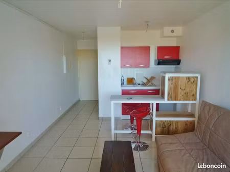 studio 1 pièce 28 m²