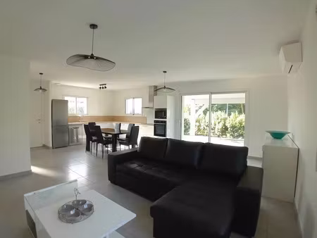 location meublée maison 4 pièces 99 m² à biaudos (40390)  1 330 €
