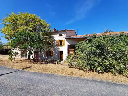 location maison 6 pièces 175 m² à bongheat (63160)  990 €