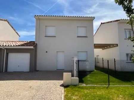 location meublée maison 4 pièces 82 m² à granges-les-beaumont (26600)  1 150 €