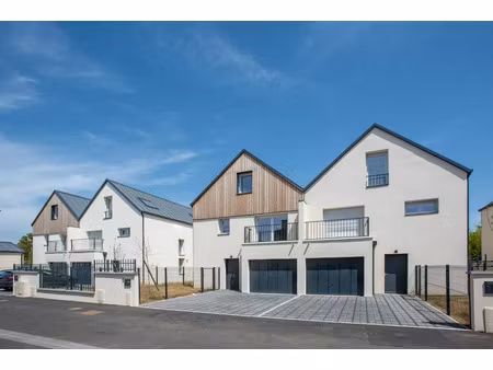 location maison 5 pièces 115 m² à montesson (78360)  2 400 €