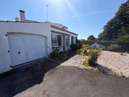 location maison à challans (85300) : à louer / 105m² challans