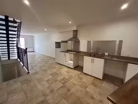location maison 3 pièces 63.1 m² à jouques (13490)  900 €