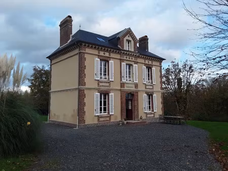 location meublée maison 5 pièces 125.25 m² à pierrefitte-en-auge (14130)  1 350 €