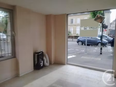 location locaux professionnels à brive-la-gaillarde (19100)  6 000 €