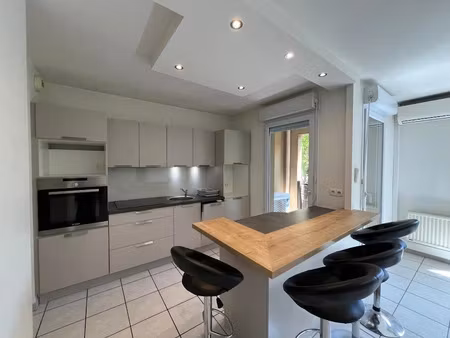 location appartement 3 pièces 61.75 m² à francheville (69340)  960 €