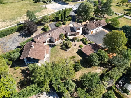 vente maison 12 pièces 390 m² à antonne-et-trigonant (24420)  575 500 €