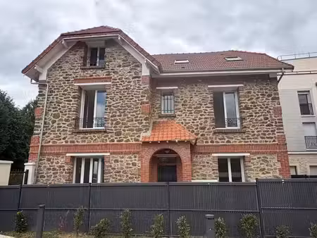 location maison 7 pièces 181.11 m² à chennevieres-sur-marne (94430)  2 500 €