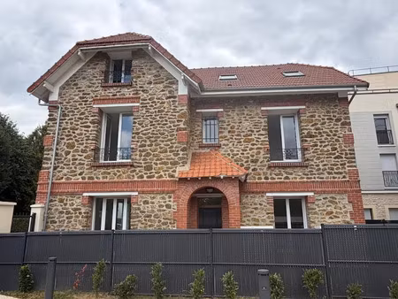 location maison 7 pièces 181 m² à chennevieres-sur-marne (94430)  2 500 €