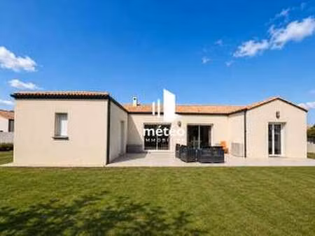 vente maison piscine à talmont-saint-hilaire (85440) : à vendre piscine / 114m² talmont-sa