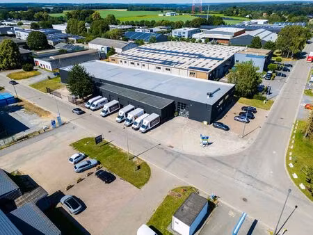 surface industrielle à louer à avenue franklin 9 wavre (vbe44105)