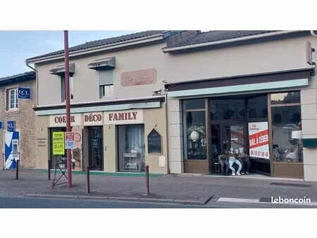 local commercial disponible