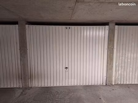 parking/box 15 m² caluire et cuire