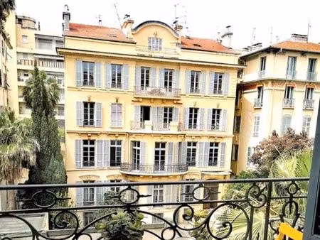 charmant appartement 23 m2 hyper centre/proche place massena