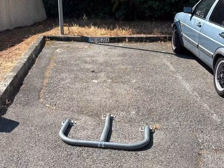 place de parking peymeiande