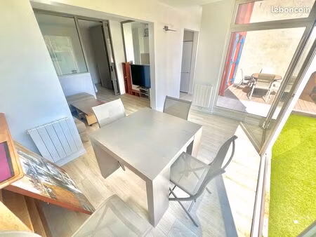 f2/f3 avec terrasse et jardin
