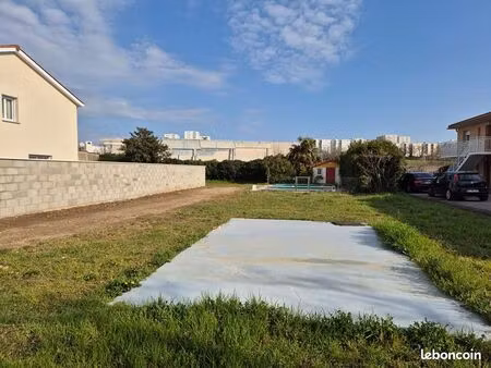 terrain 910 m² saint priest