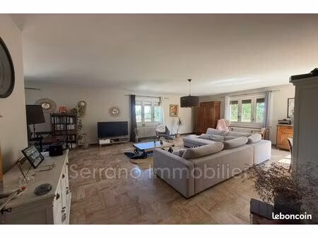 appartement 4 pièces 122 m²