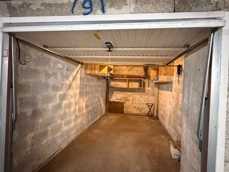 à louer garage gorbella