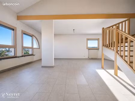 appartement 6 pièces 149 m²